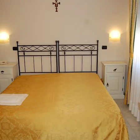 San Pietro Hotel 4*